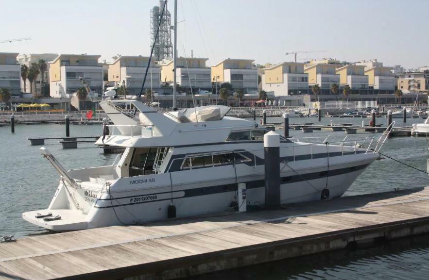 Beautiful And Magnific Yacht 호텔 리스본 외부 사진