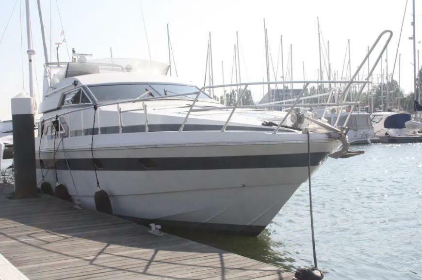 Beautiful And Magnific Yacht 호텔 리스본 외부 사진